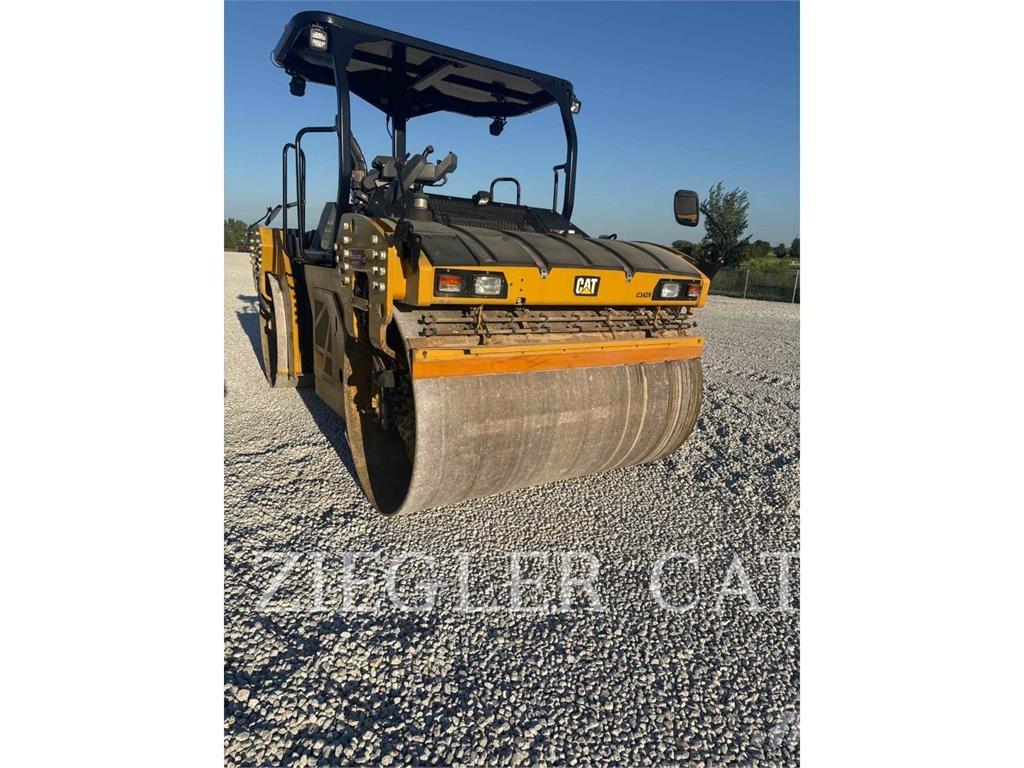 CAT CB15 Soil Compactors