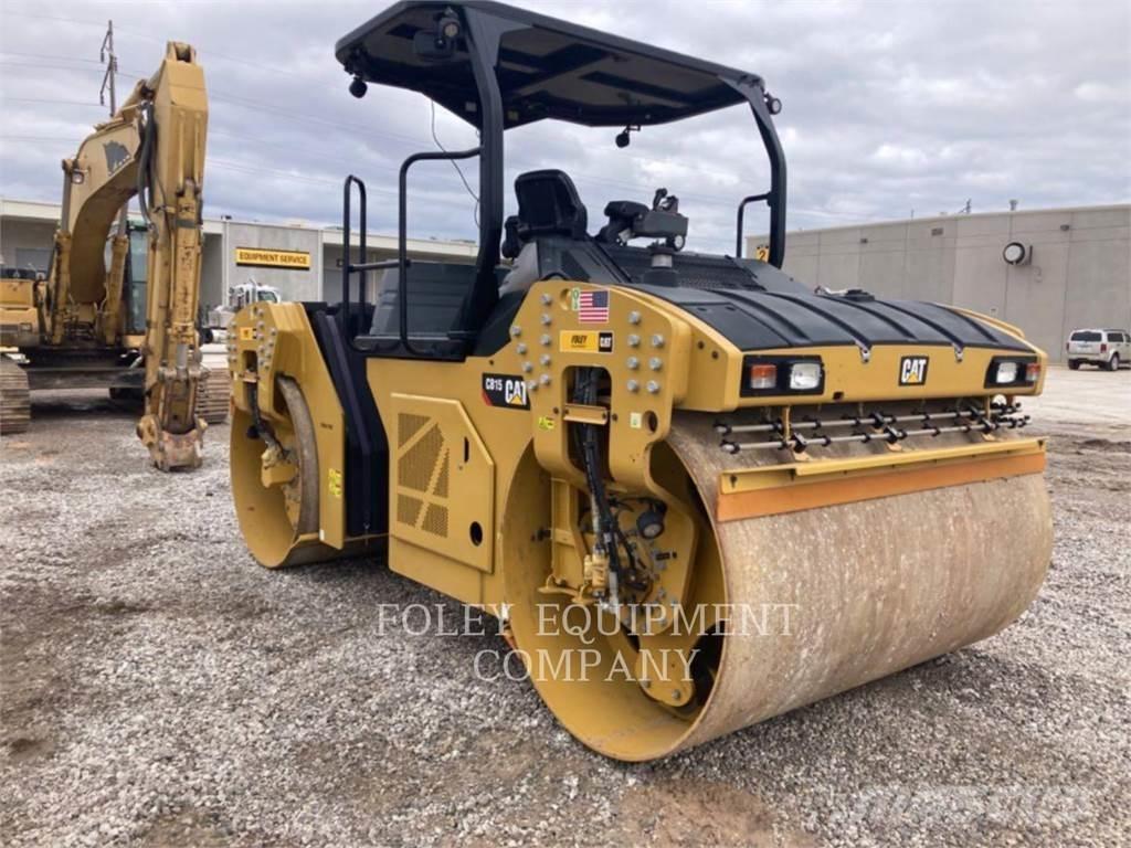 CAT CB15-01 Soil Compactors