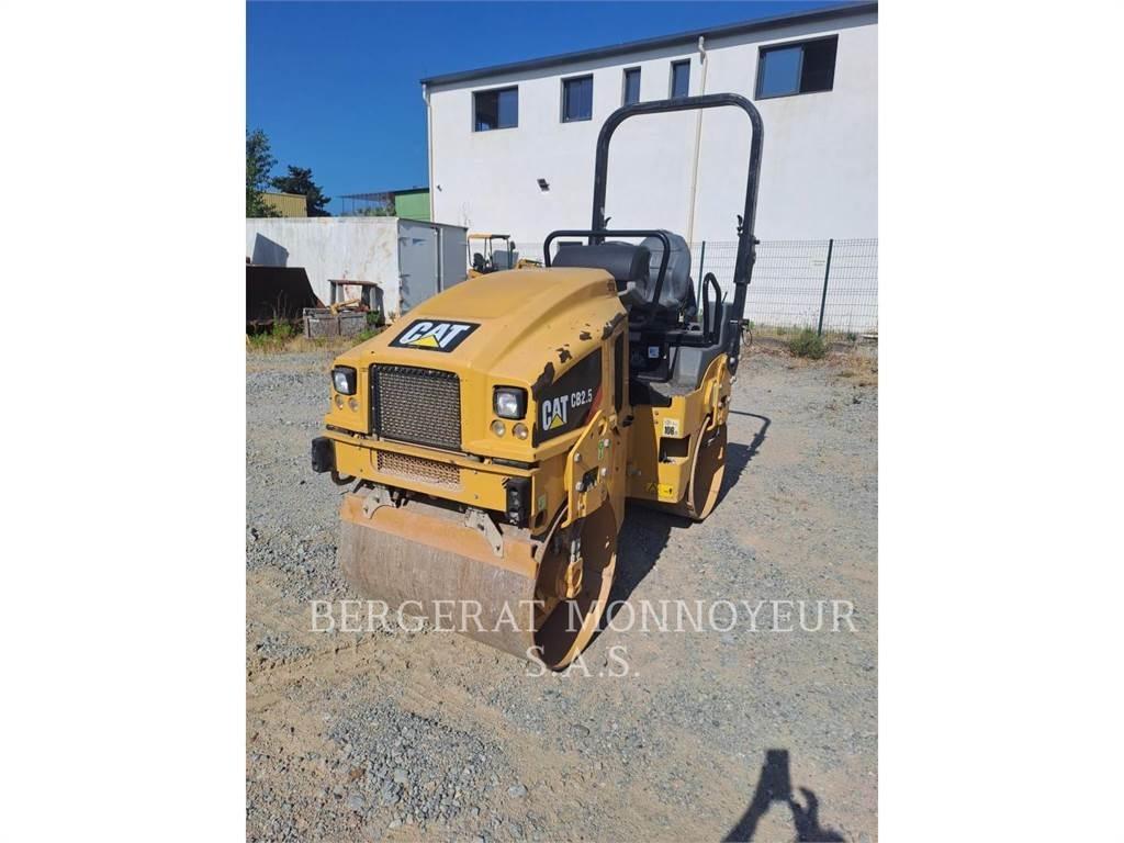 CAT CB2.5 Soil Compactors