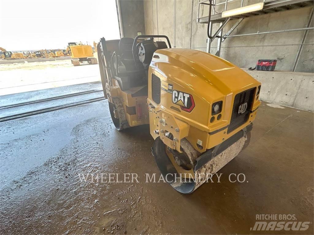 CAT CB2.7 GC Twin drum rollers