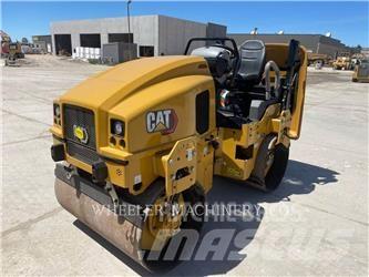 CAT CB2.7 GC Twin drum rollers