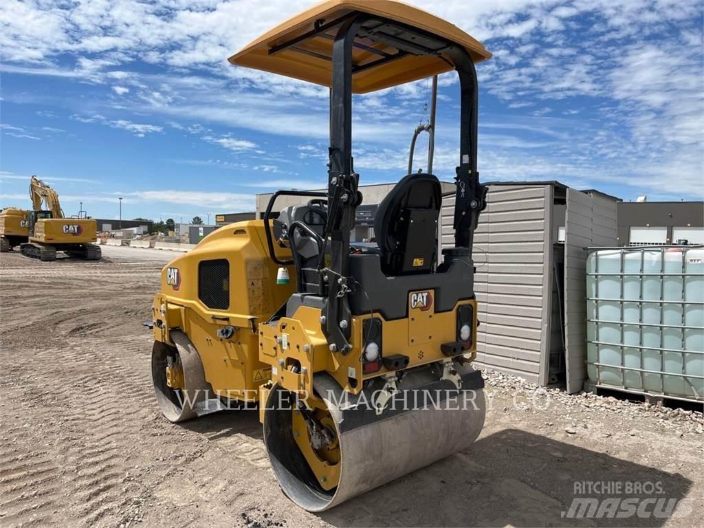CAT CB2.7 GC Twin drum rollers