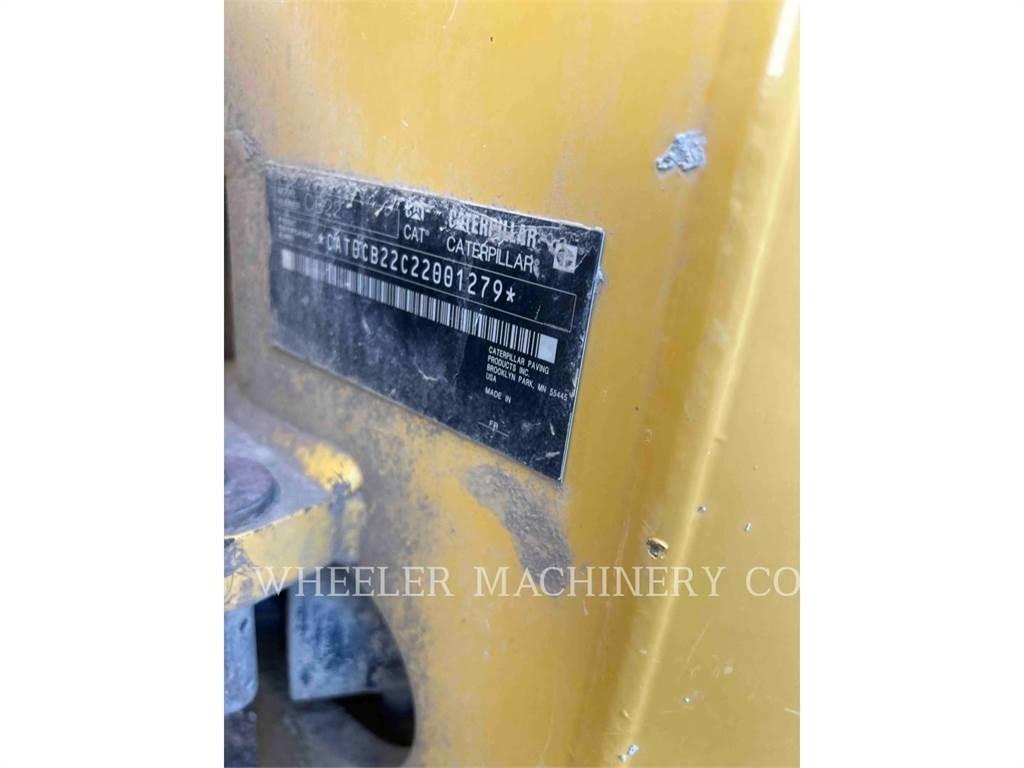 CAT CB22 Asphalt and Tar Sprayers and Sealers