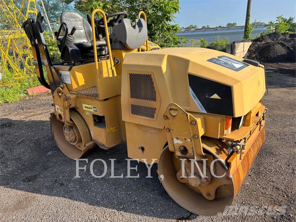 CAT CB24 Twin drum rollers