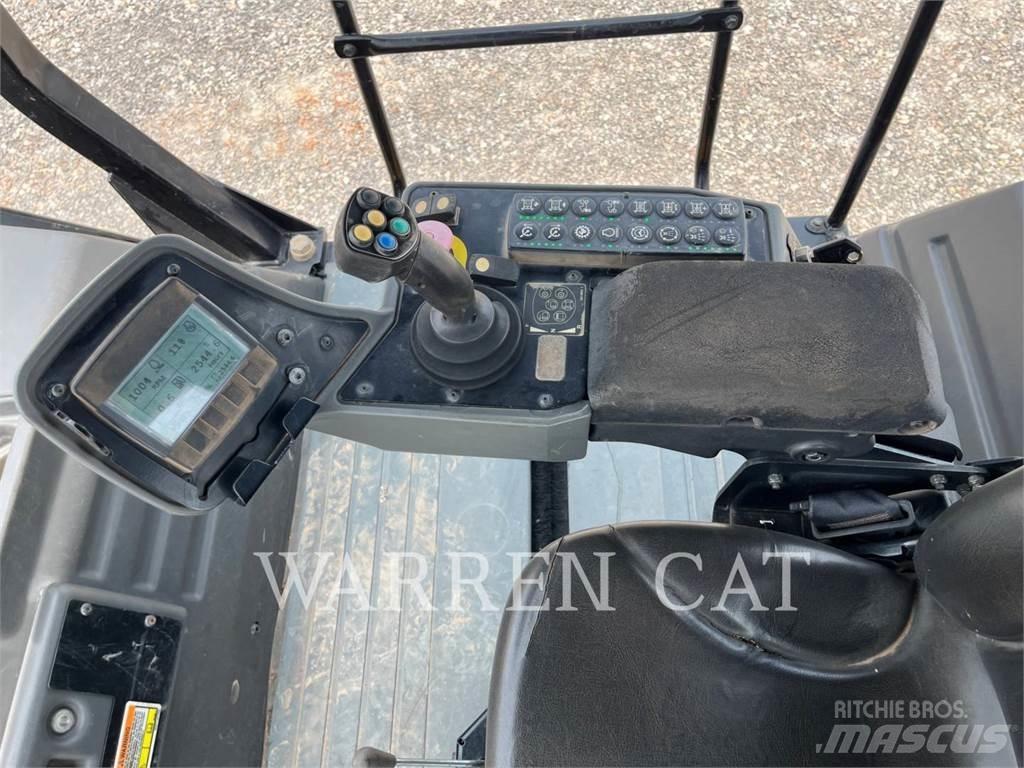 CAT CB64B Soil Compactors