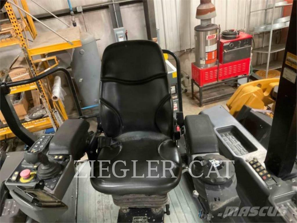 CAT CB68B Soil Compactors