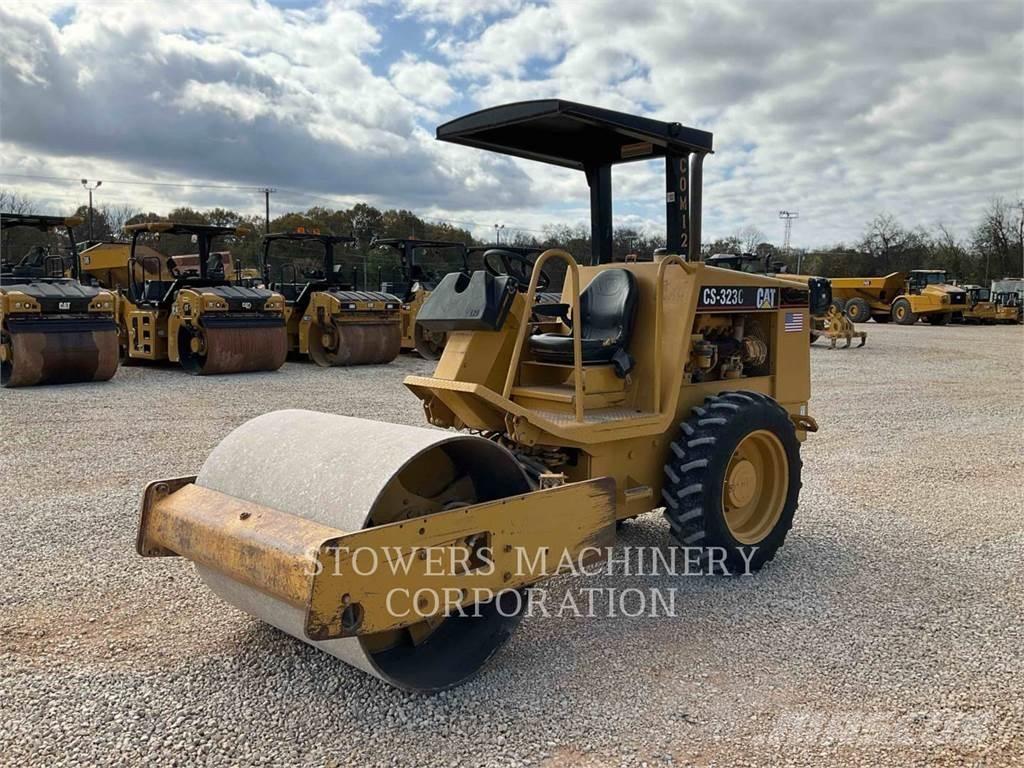 CAT CS-323C Soil Compactors