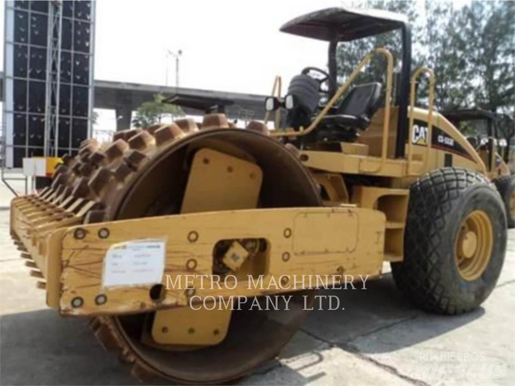 CAT CS-533E Single drum rollers