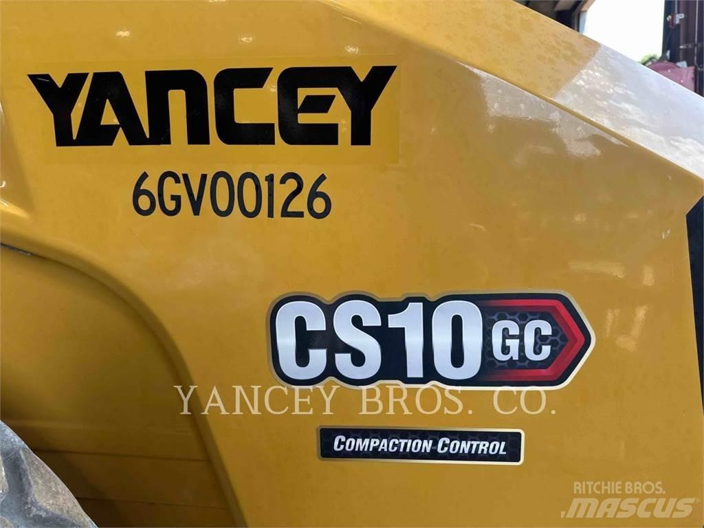CAT CS10GC Single drum rollers