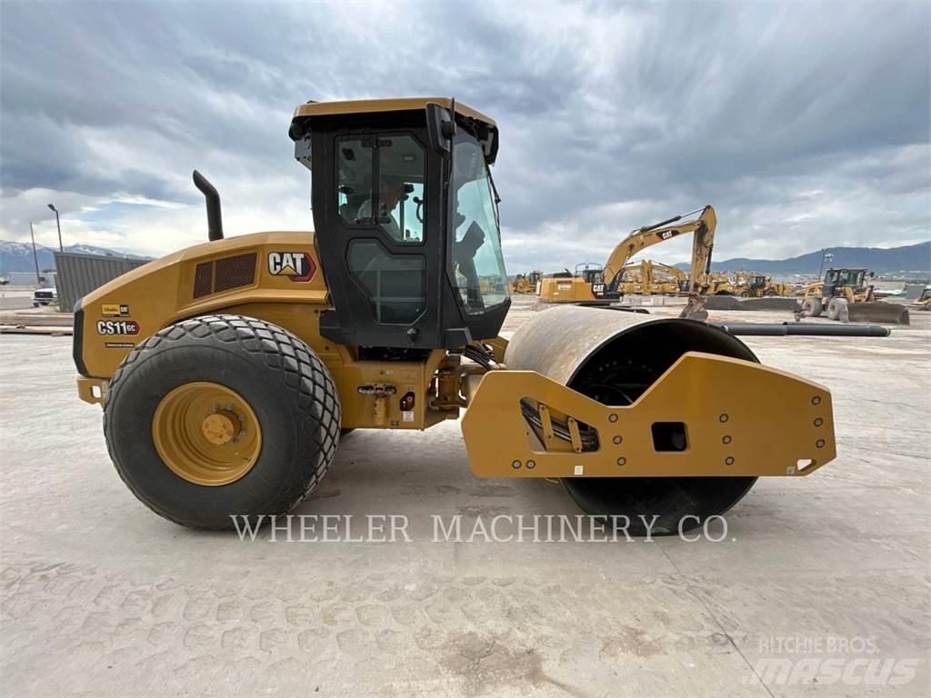 CAT CS11 GC Single drum rollers