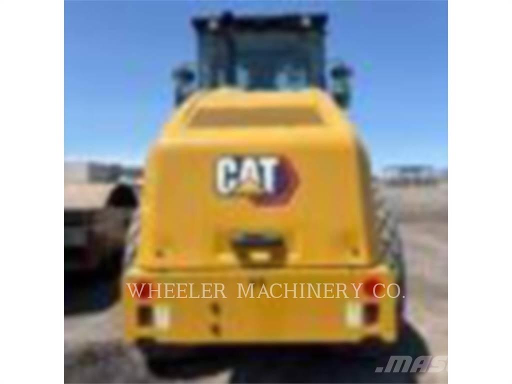 CAT CS12 Single drum rollers