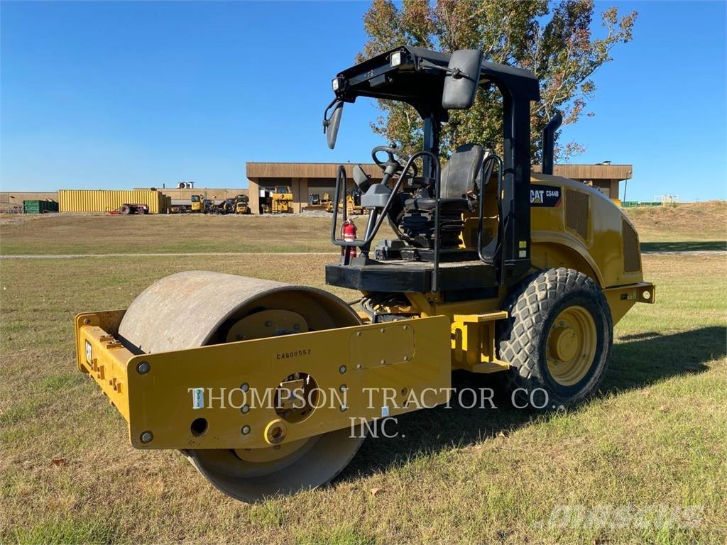 CAT CS44B Single drum rollers