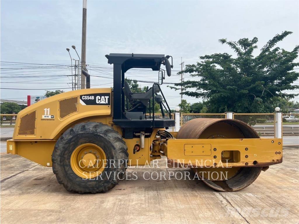 CAT CS54BLRC Single drum rollers