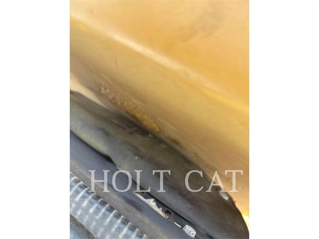 CAT CS563C Single drum rollers