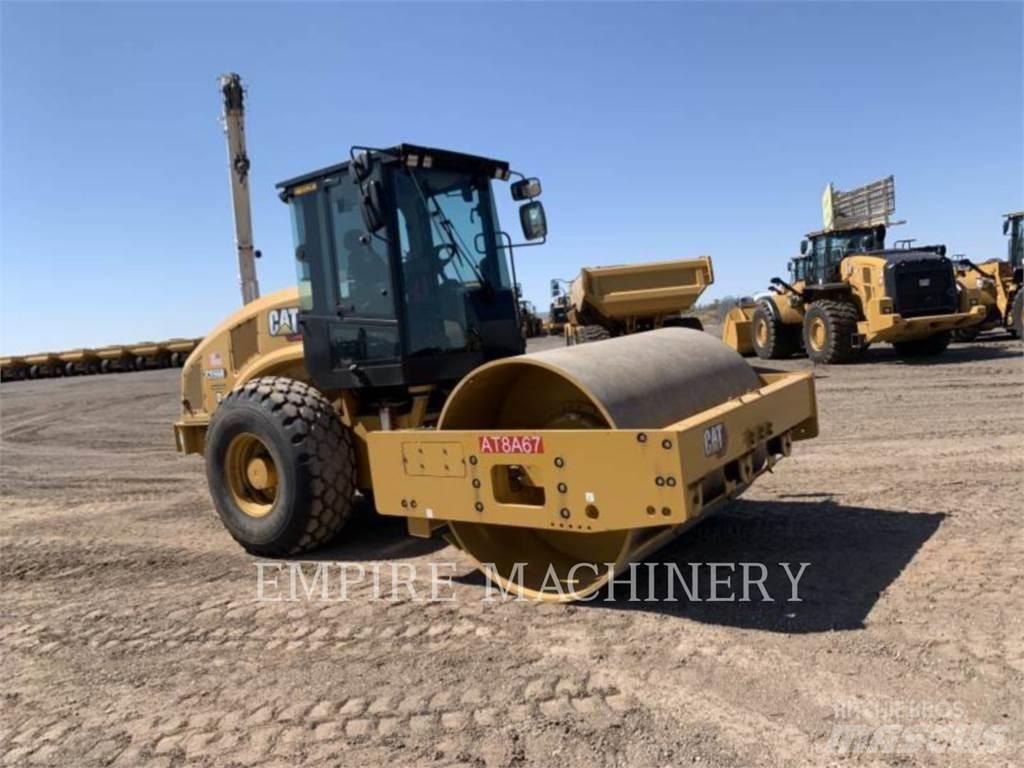 CAT CS56B CA Single drum rollers