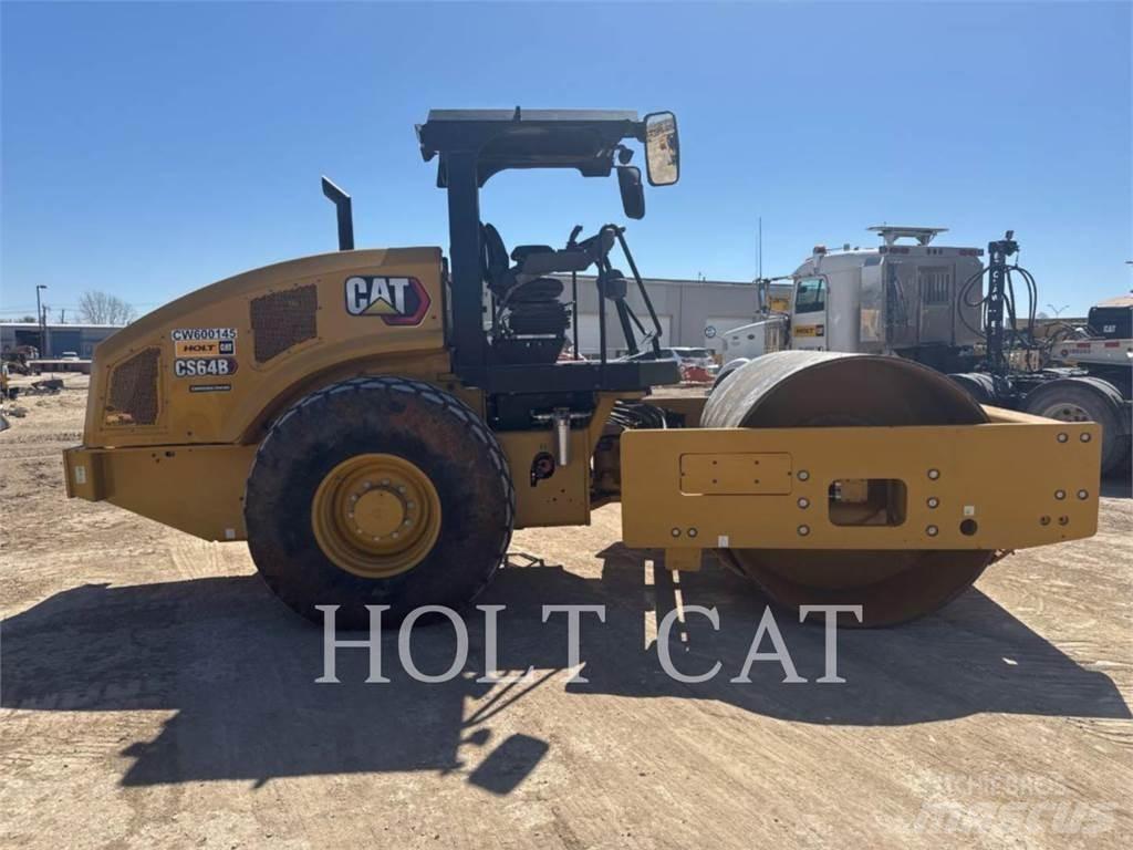 CAT CS64B Single drum rollers