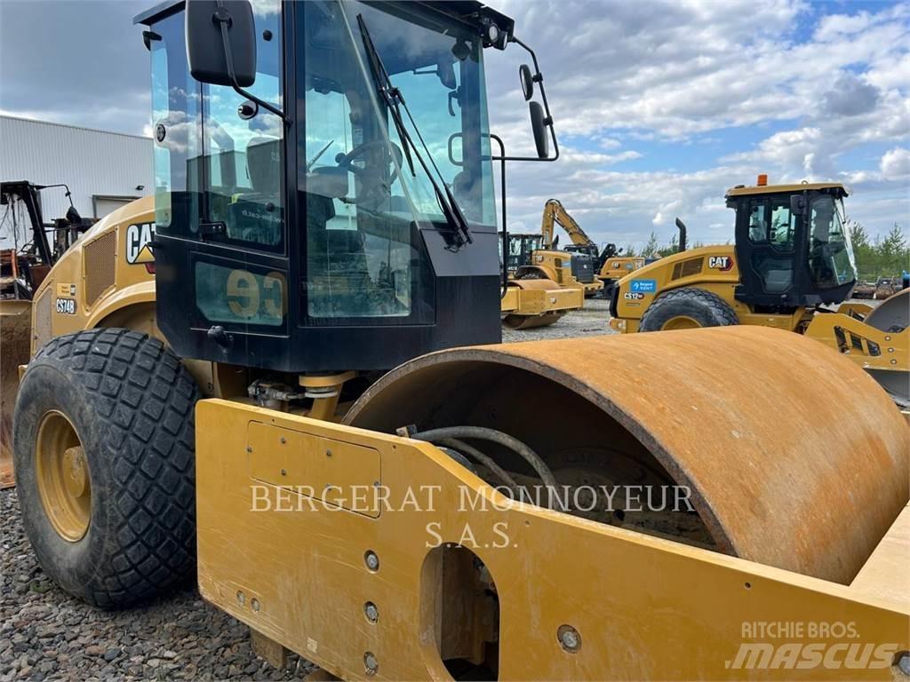CAT CS74B 4F Soil Compactors