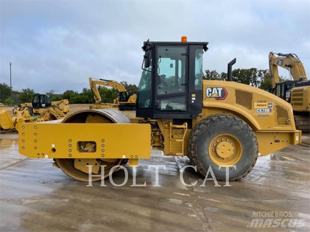 CAT CS78B Single drum rollers