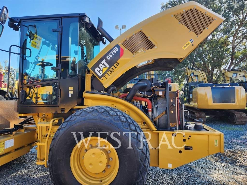 CAT CS79BLRC Single drum rollers