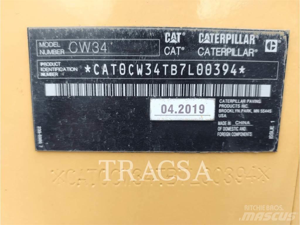 CAT CW 34 Pneumatic tired rollers