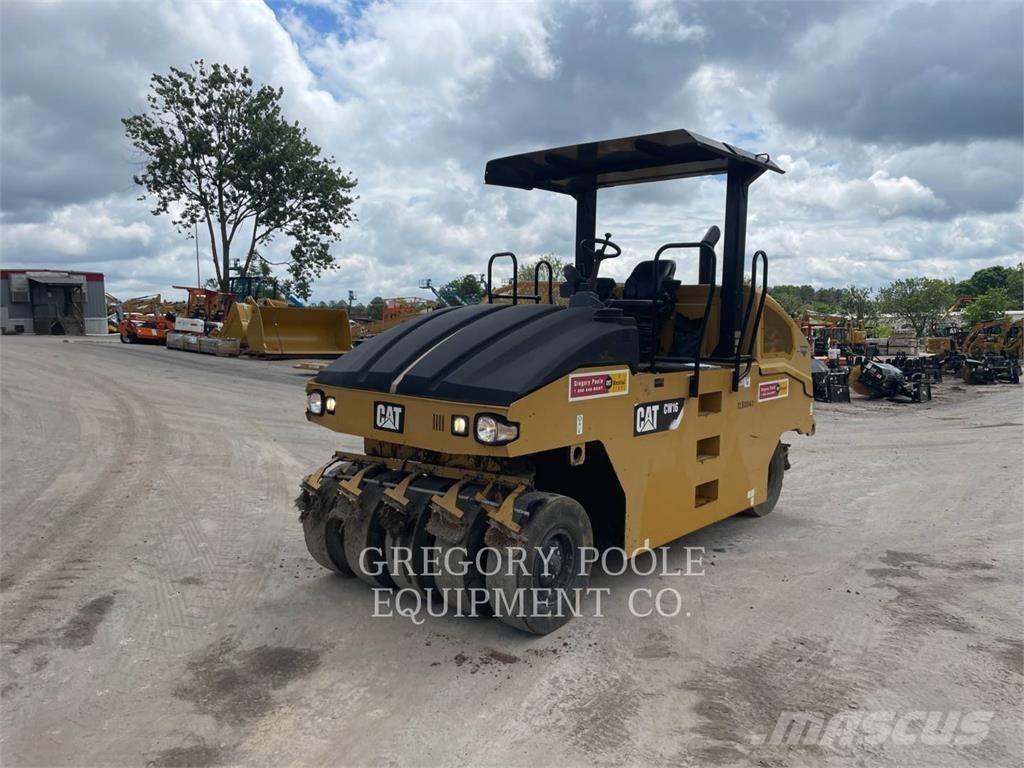 CAT CW16 Pneumatic tired rollers