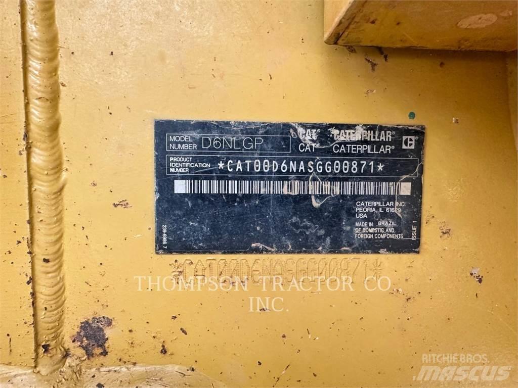 CAT D 6 N LGP Crawler dozers