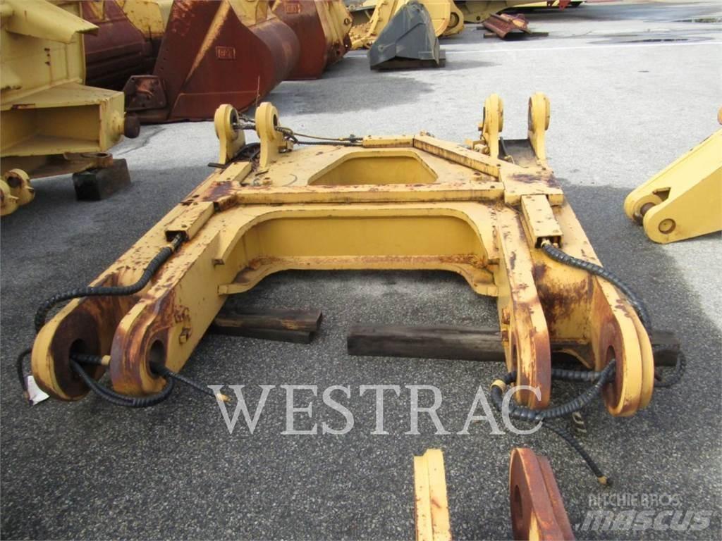 CAT D10T Rippers