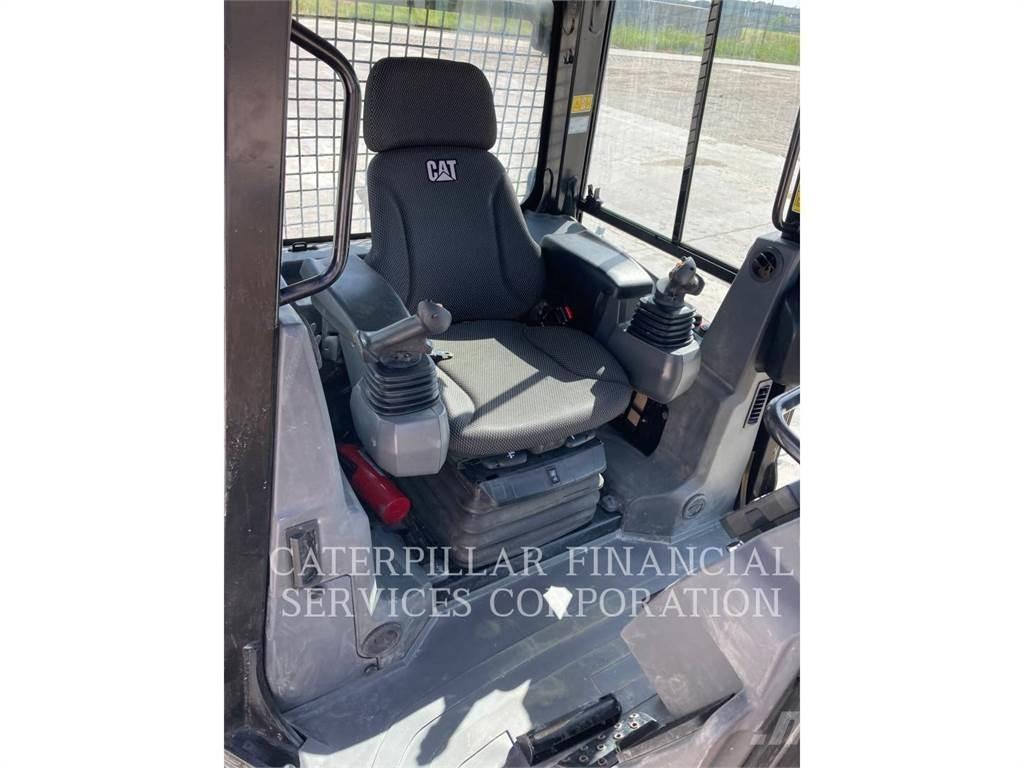 CAT D3-12 Crawler dozers