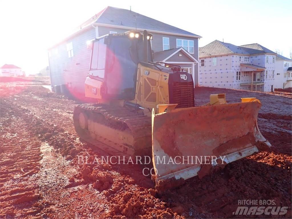 CAT D3-12LGP Crawler dozers