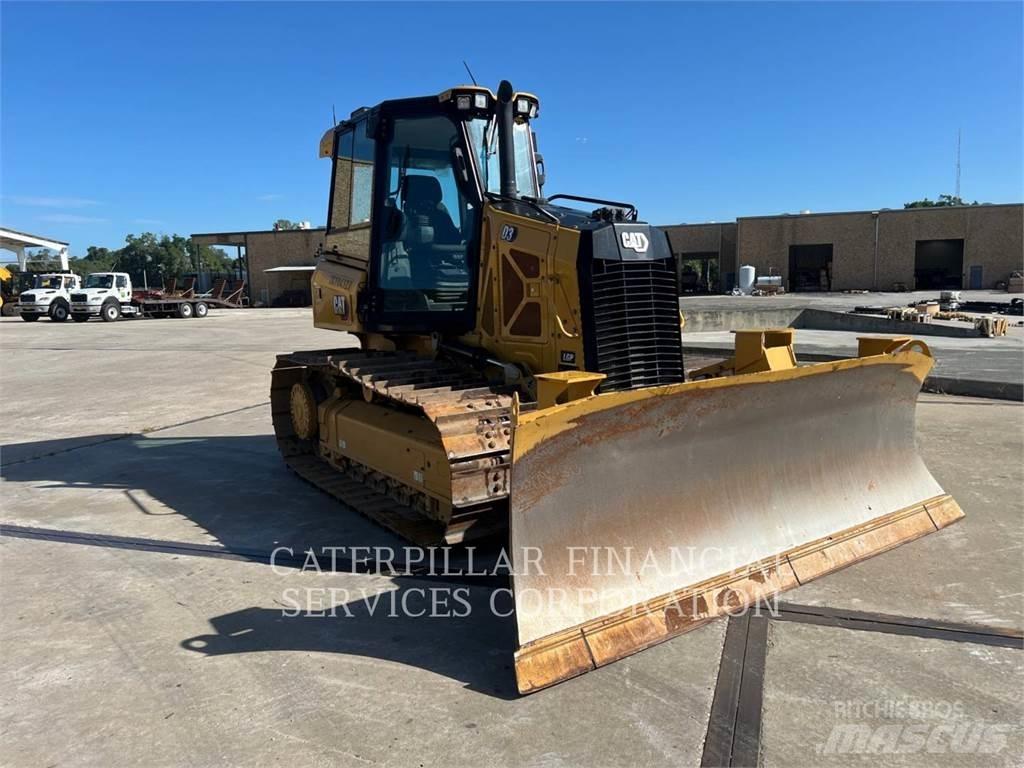 CAT D3-12LGP Crawler dozers
