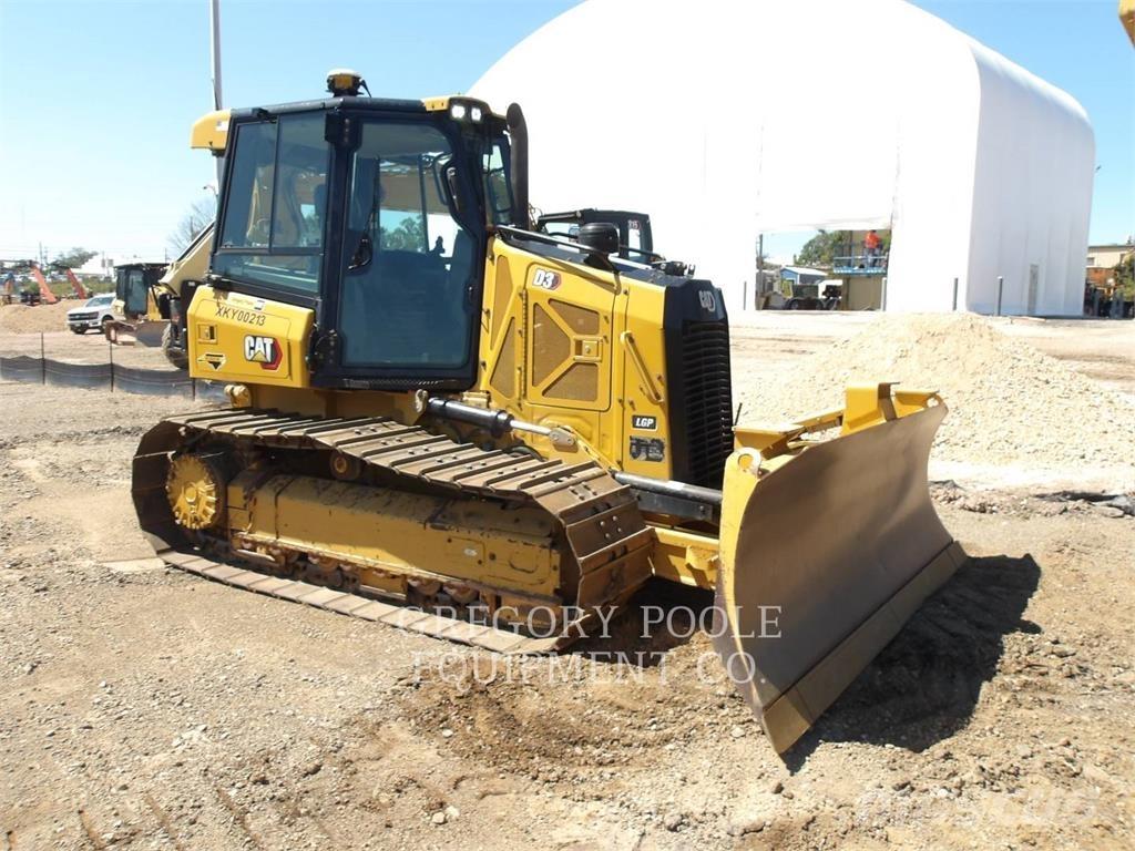 CAT D3-12LGP Crawler dozers