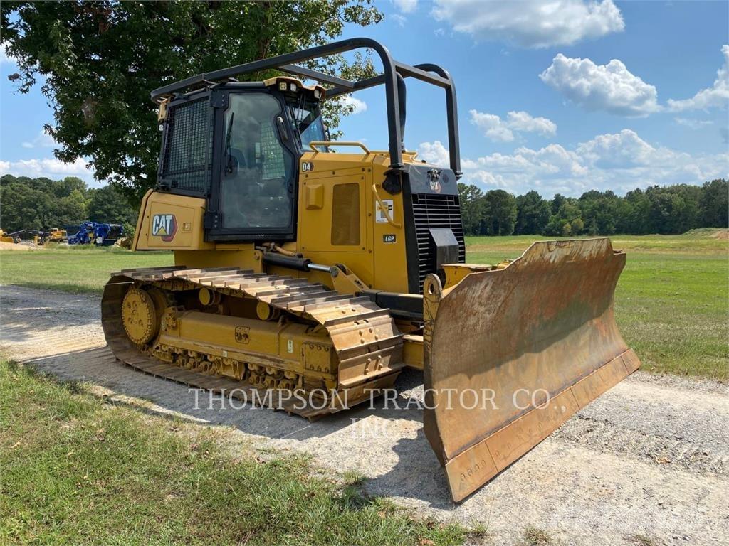 CAT D4 Crawler dozers
