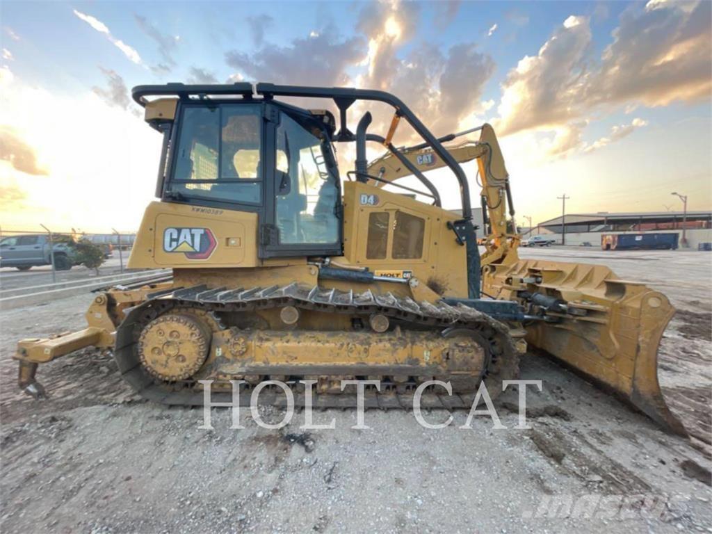 CAT D4 CAB Crawler dozers