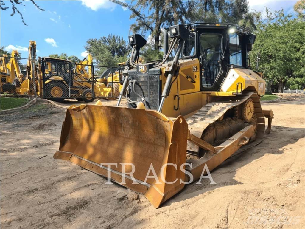 CAT D5 Crawler dozers