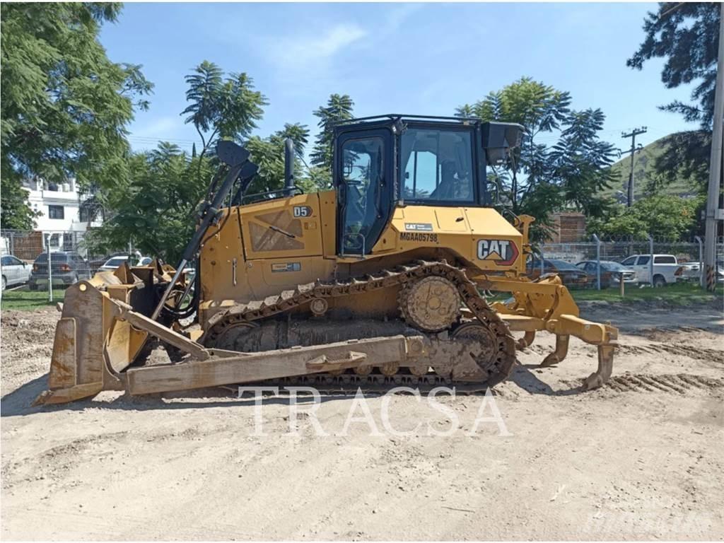CAT D5 Crawler dozers