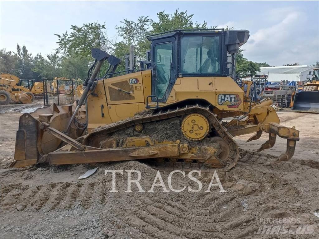 CAT D5 Crawler dozers