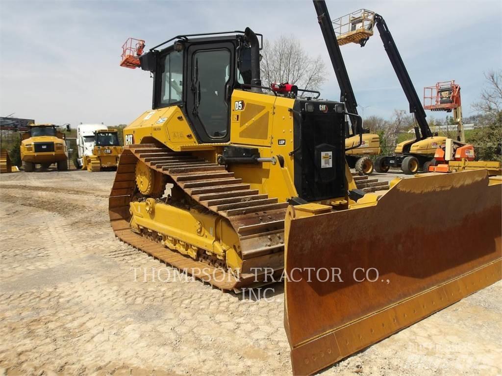 CAT D5 Crawler dozers