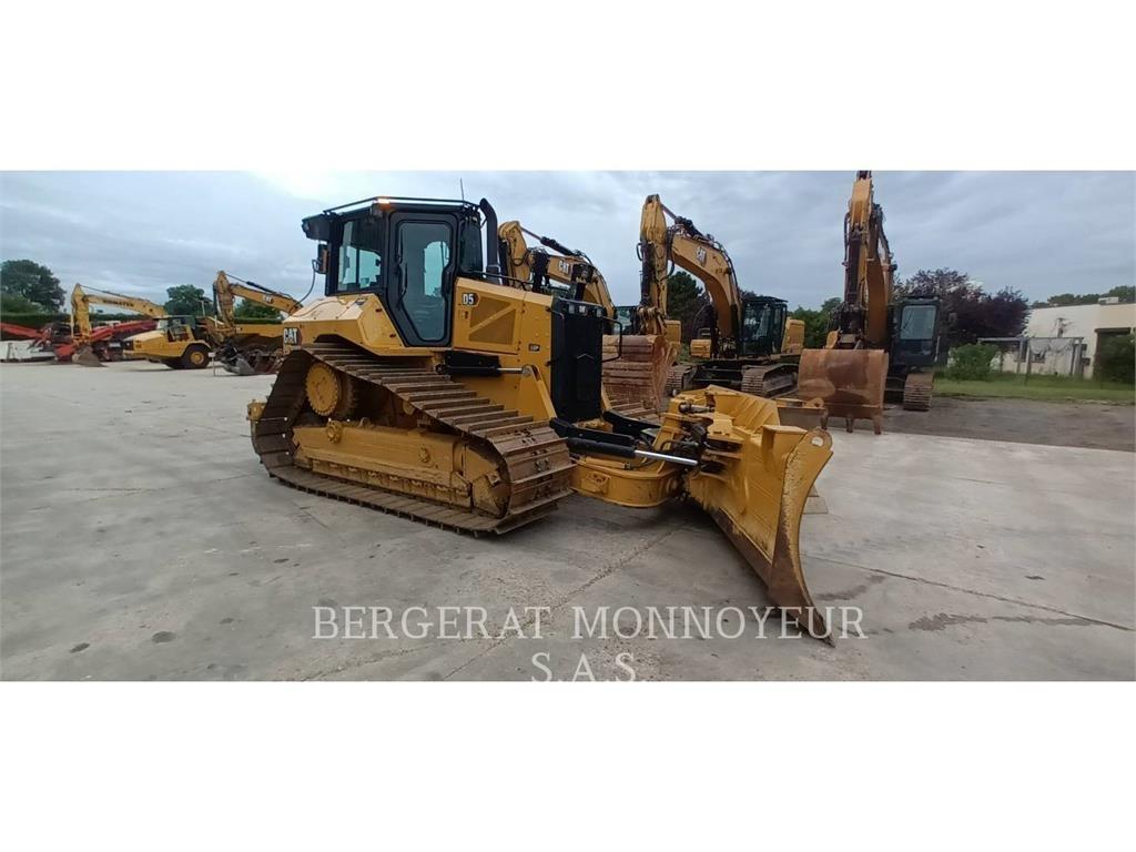 CAT D5 Crawler dozers