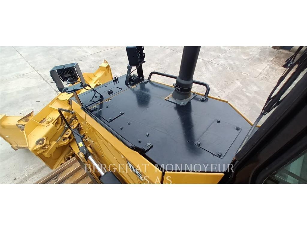 CAT D5 Crawler dozers