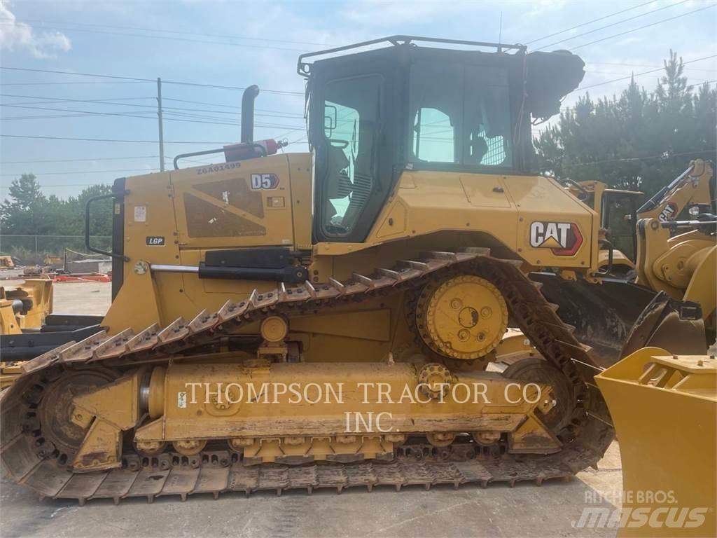 CAT D5 Crawler dozers