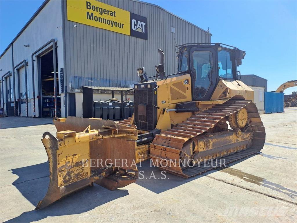 CAT D5 Crawler dozers