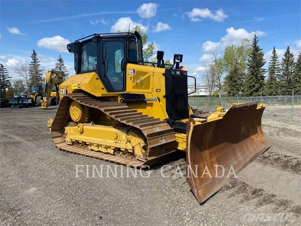 CAT D5-17 Crawler dozers