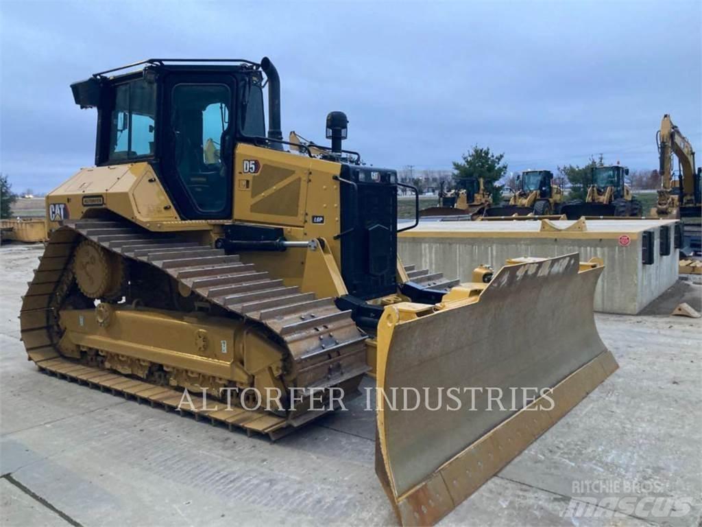 CAT D5-17VPLGP Crawler dozers