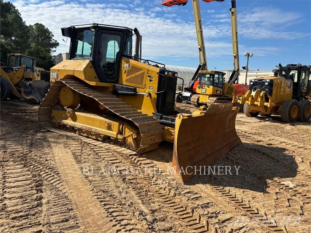 CAT D5- LGP Crawler dozers