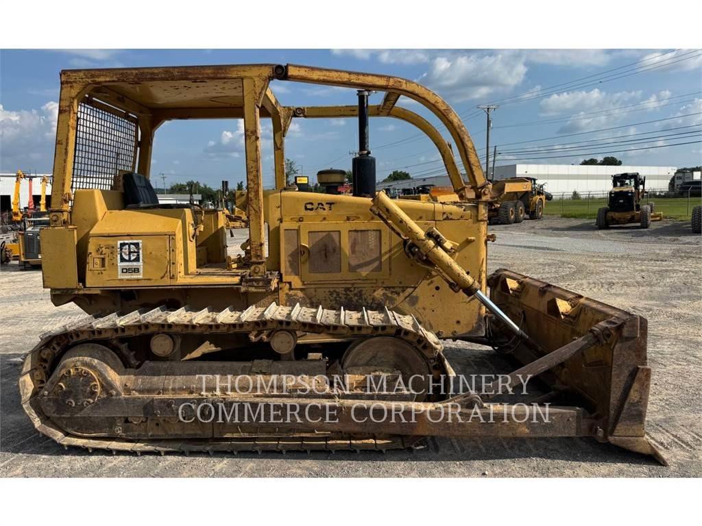 CAT D5B Crawler dozers