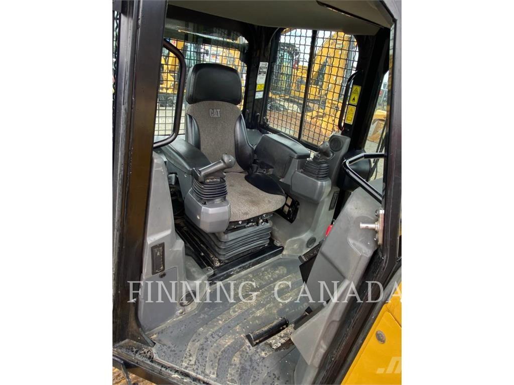 CAT D5K2 Crawler dozers