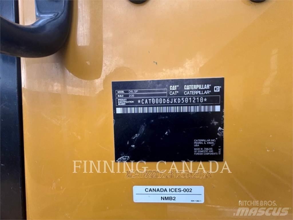 CAT D6-20 Crawler dozers
