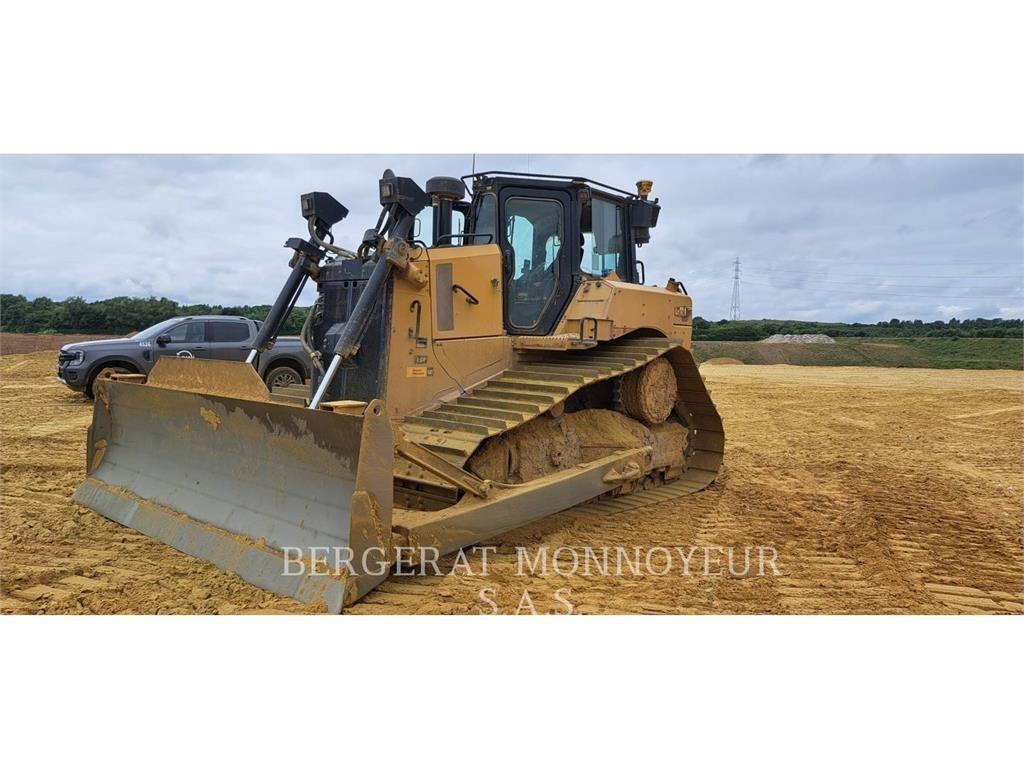 CAT D6-20 Crawler dozers