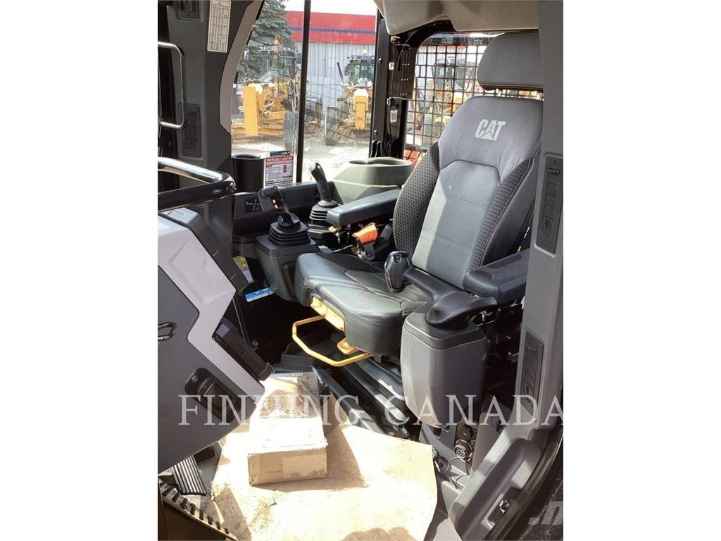 CAT D6-20 Crawler dozers