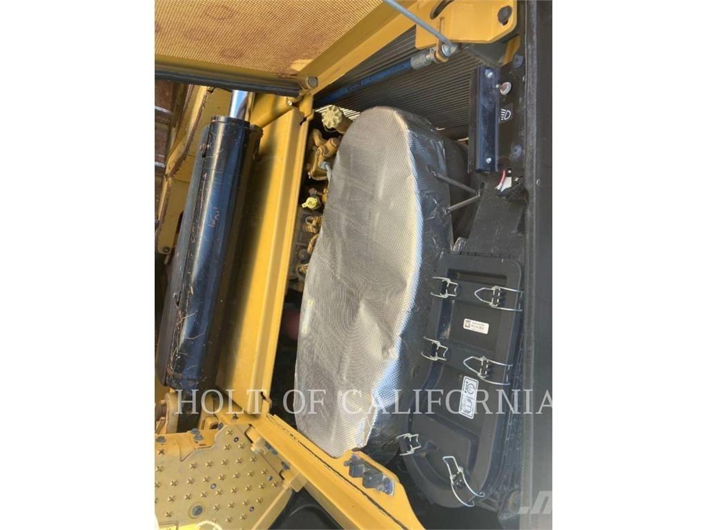 CAT D6-20VP Crawler dozers